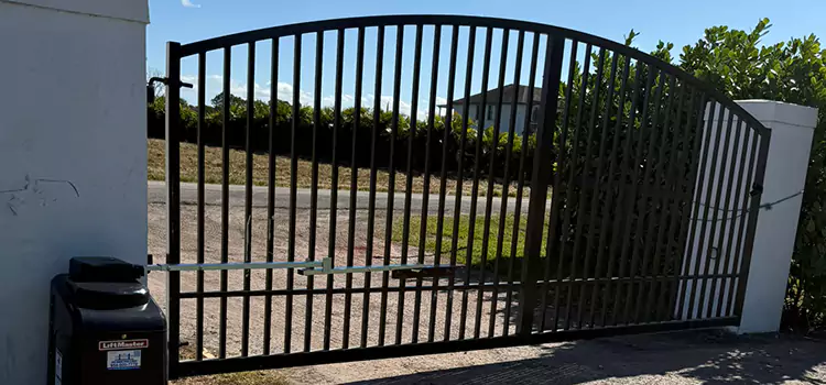 Driveway Fence Repair Saugus