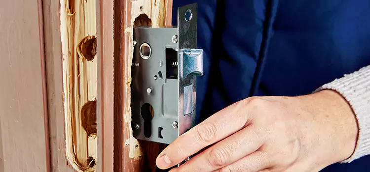 Garage Door Lock Replacement Saugus